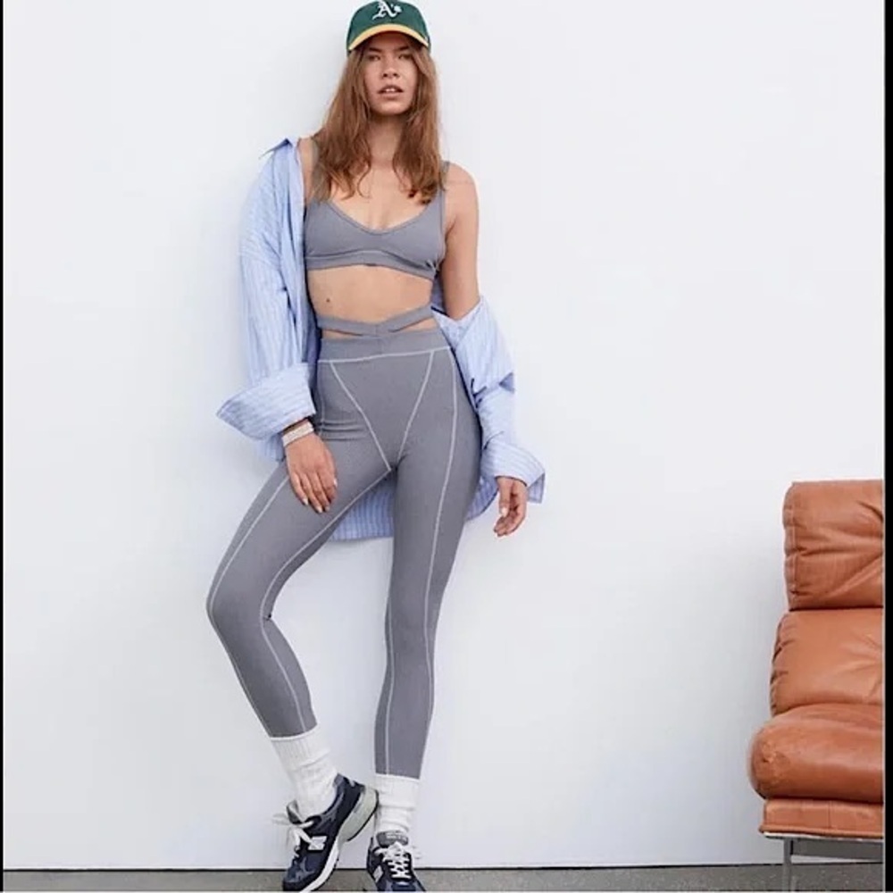 For love and lemons size small ribbed grey leggings